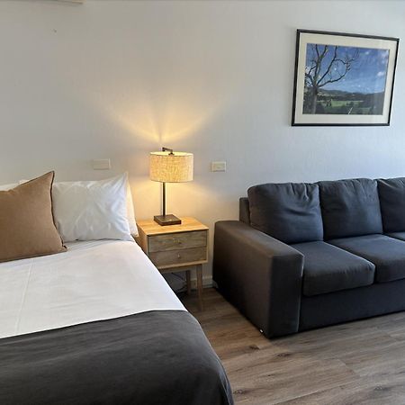 Tall Timbers Motel Dungog Kültér fotó